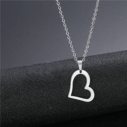 14K Gold Heart Pendant Necklaces